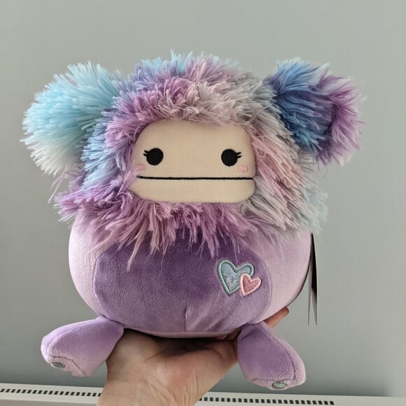 8" Bigfoot Squishmallow Eden - Picture 1 of 3